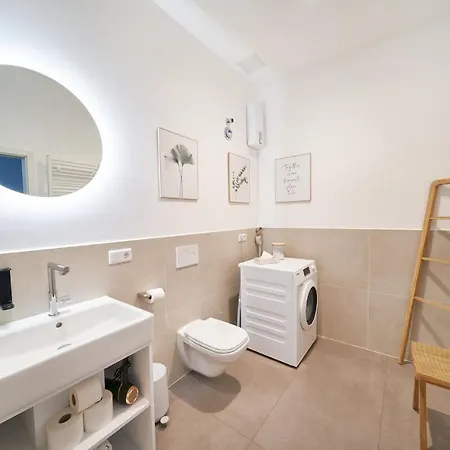 דירה Design I 3 Personen I Innenstadt I Kueche I Wifi