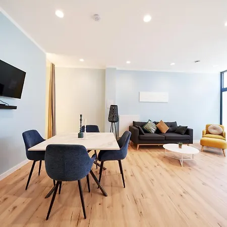 Design I 3 Personen I Innenstadt I Kueche I Wifi *