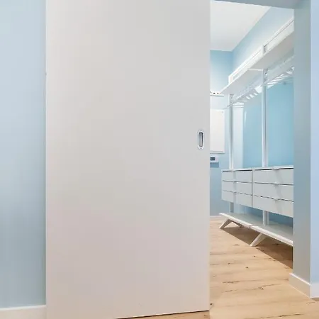 Design I 3 Personen I Innenstadt I Kueche I Wifi דירה *