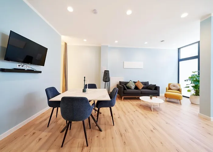 Design I 3 Personen I Innenstadt I Kueche I Wifi *